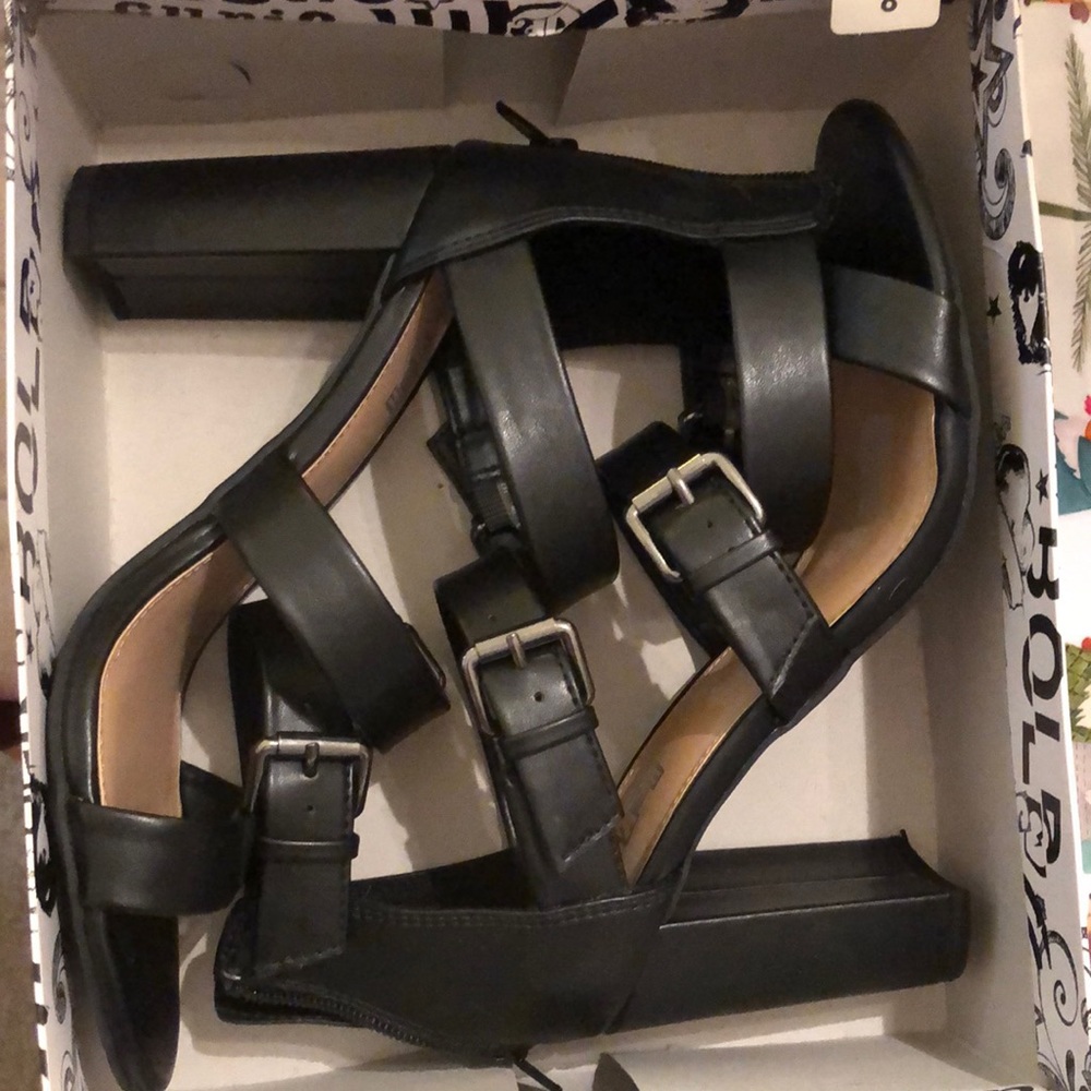 Beautiful heels worn maybe once